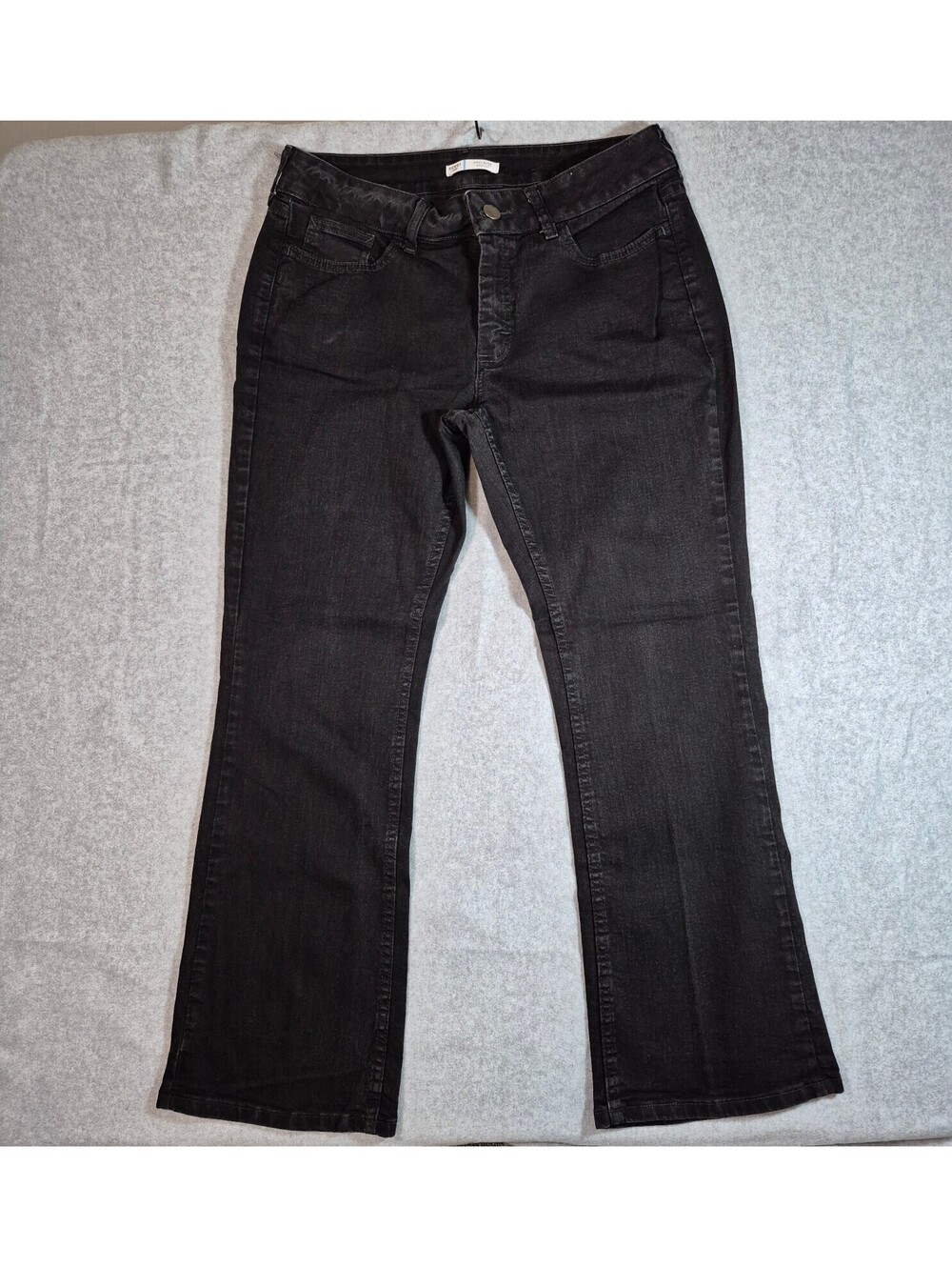 Riders by Lee Women’s 12P Black Mid Rise Bootcut Jeans